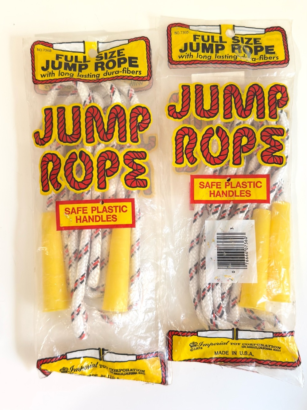 Vintage Yellow Jump Rope Handles by - Picture 3 of 8